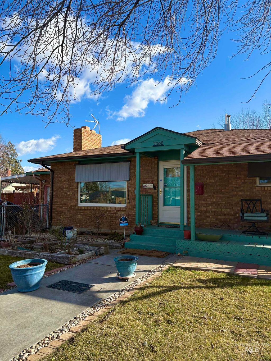 Photo of 2068 Sherry Ln, Twin Falls, ID 83301 (MLS # 98977237)