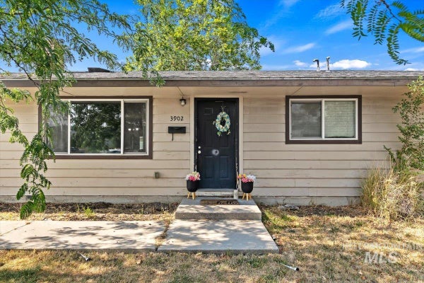 3902 W ST ANDREWS DR, BOISE, ID 83705 - Image 77c6bc6db7ad163ddb98eb7aa9bcfd26/3122707457
