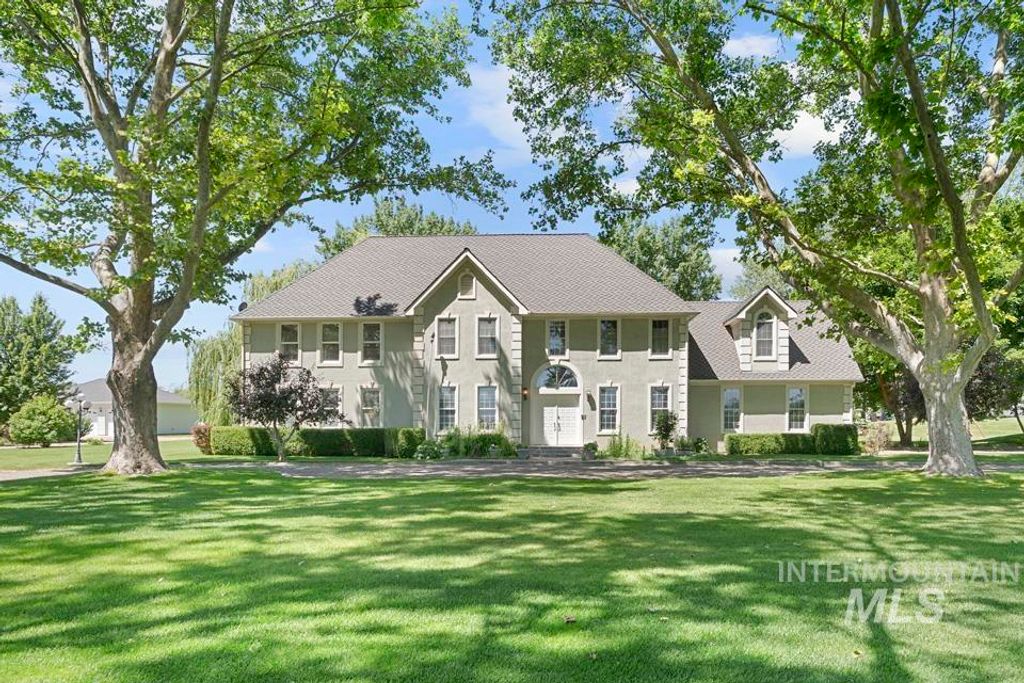 Photo of 7923 Richey Rd, Fruitland, ID 83619 (MLS # 98989474)