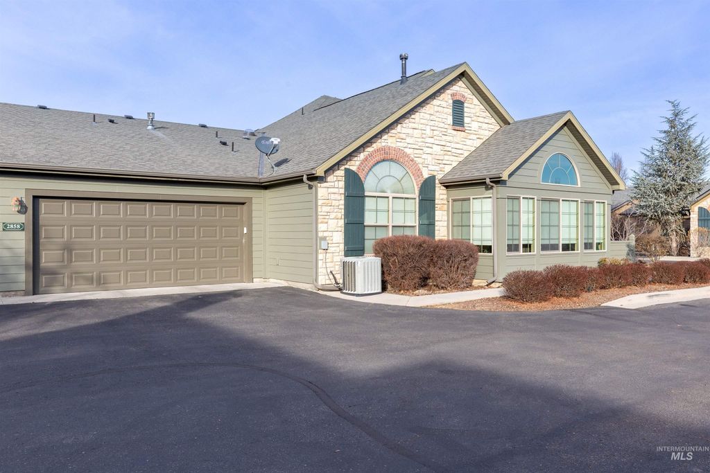 Photo of 2858 N Cloverdale Rd, Boise, ID 83713 (MLS # 98975702)
