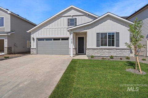 2432 N Ice Fire Ave Star ID 83669
