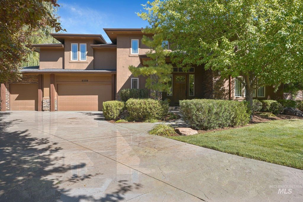 Photo of 6558 E Escarpment Ct, Boise, ID 83716 (MLS # 98984454)
