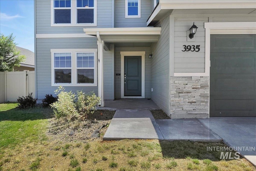 Photo of 3935 E Hags Head St, Nampa, ID 83686 (MLS # 98989162)