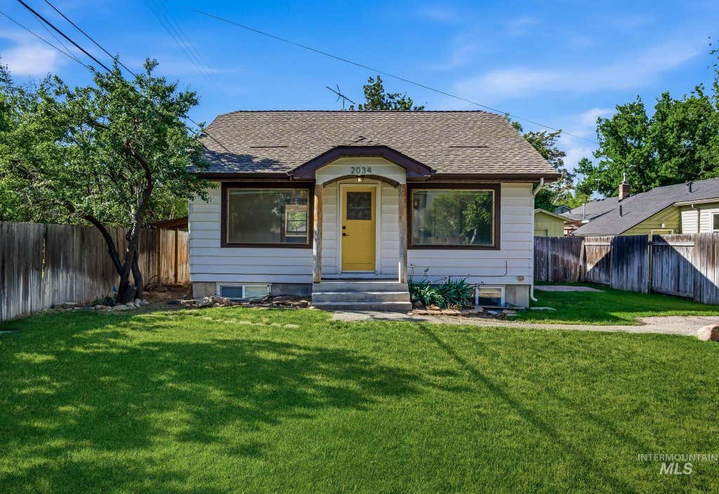 Photo of 2034 S Broxon St, Boise, ID 83705 (MLS # 98996216)