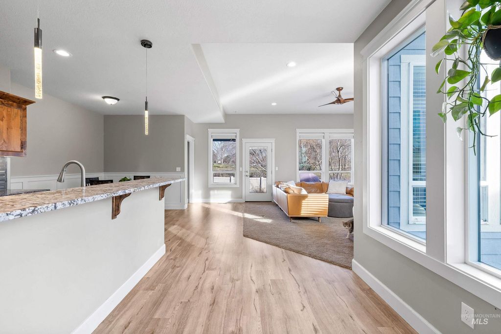 Photo of 3820 W. Dover Dr, Meridian, ID 83642 (MLS # 98970661)