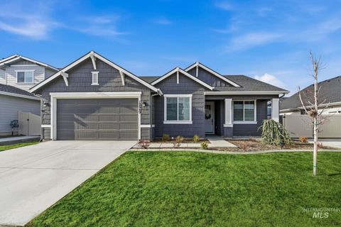 Photo of 12649 S Averyon Way, Nampa, ID 83686 (MLS # 98973245)