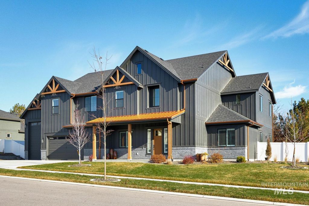 Photo of 2970 N Staghaven Ave, Star, ID 83669 (MLS # 98969702)