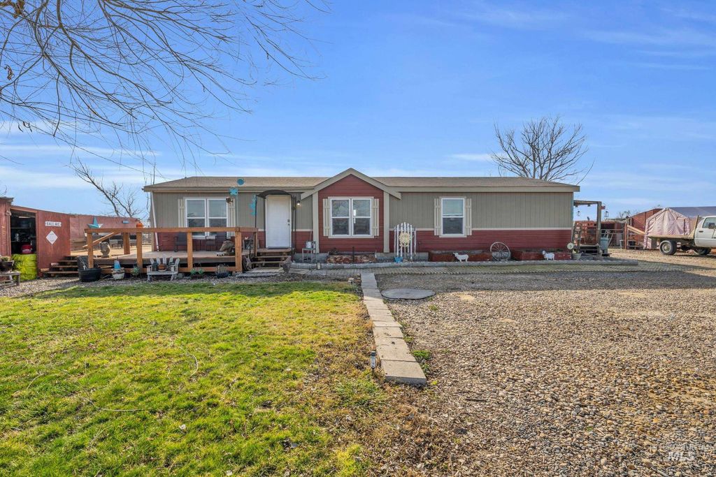 Photo of 27699 Sand Rd, Parma, ID 83660 (MLS # 98973581)