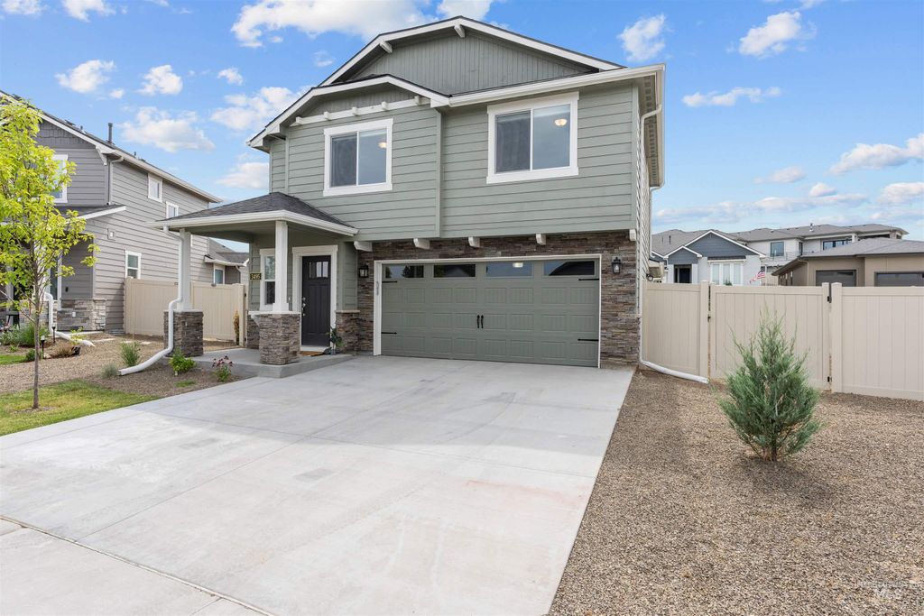 Photo of 3495 S Cabin Creek Way, Meridian, ID 83642 (MLS # 98965588)