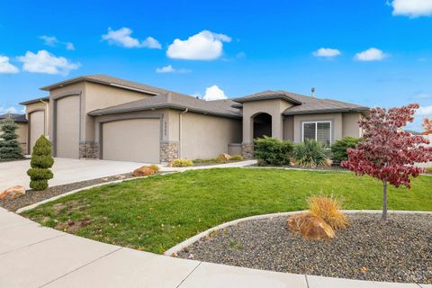 4064 N Cool River Avenue Meridian ID 83646