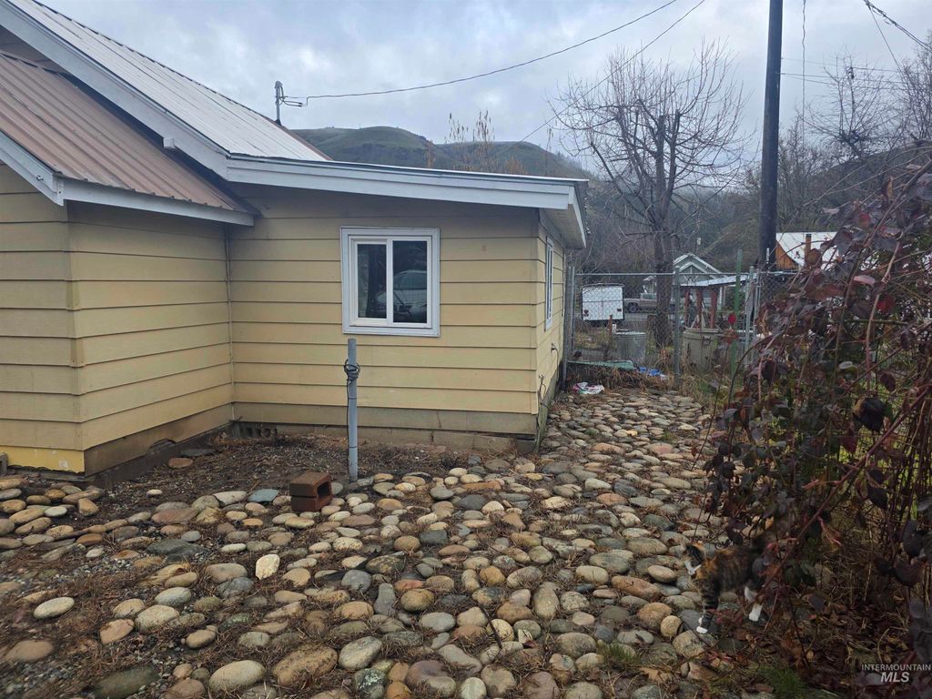 Photo of 210 Pine Ave, Kooskia, ID 83539 (MLS # 98977389)