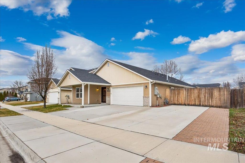 Photo of 9308 W Idlewood Dr, Boise, ID 83709 (MLS # 98971112)