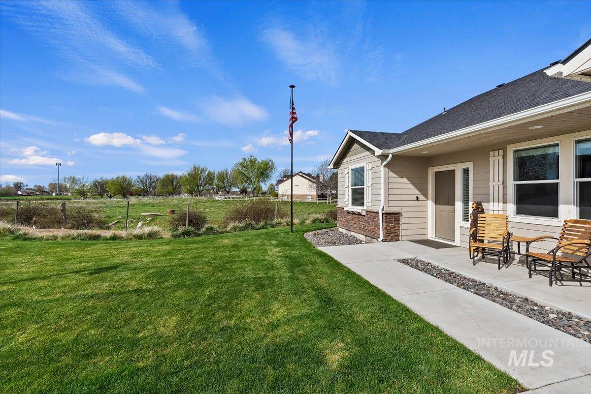 482 Fox Lantern Court