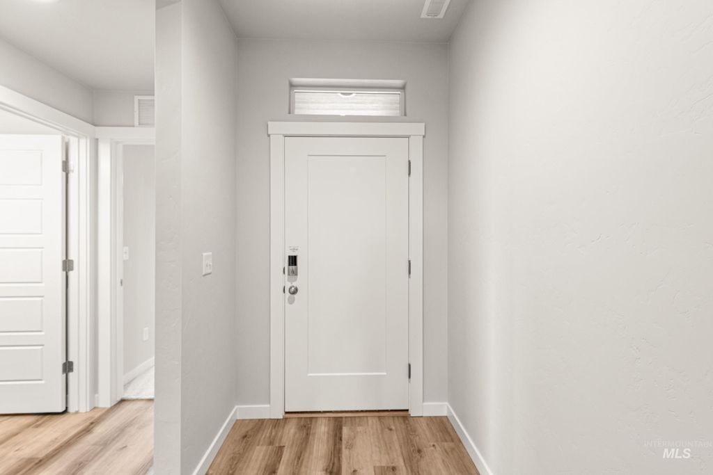 Photo of 5439 S Desert Cactus Ave, Meridian, ID 83642 (MLS # 98975523)