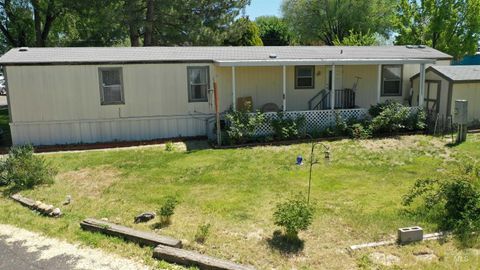 Photo of 15881 Purple Sage Rd #40, Caldwell, ID 83607 (MLS # 98986728)