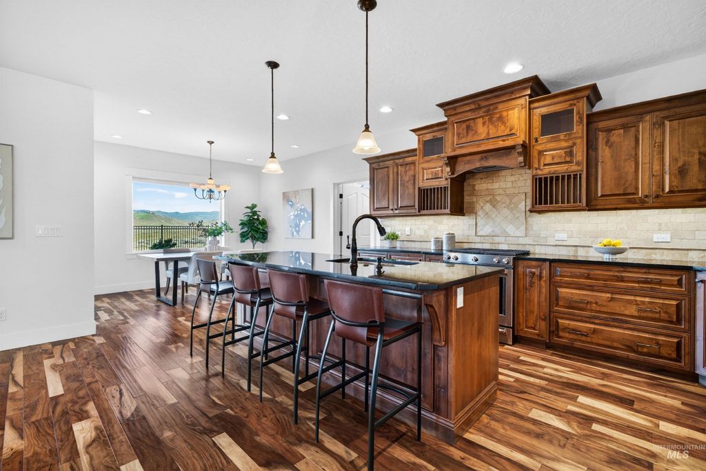 Photo of 7624 S Wagons View Avenue, Boise, ID 83716 (MLS # 98986361)