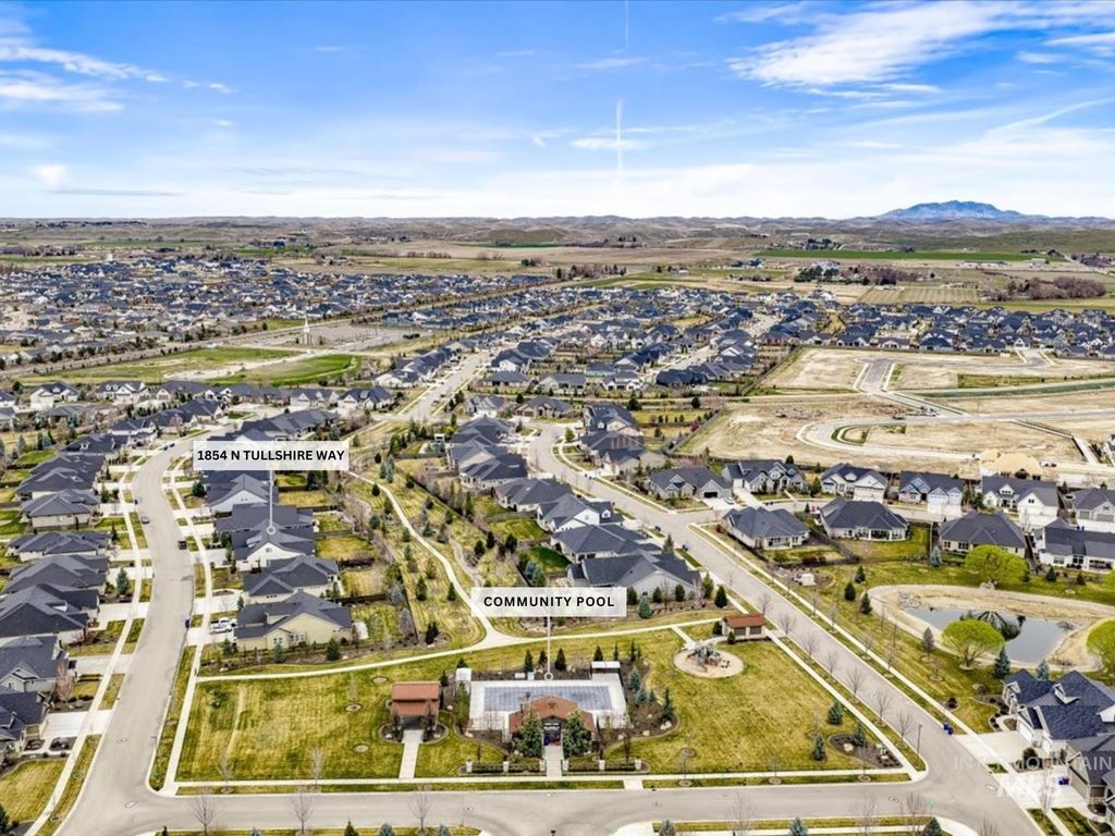 Photo of 1854 N Tullshire Way, Eagle, ID 83616 (MLS # 98983325)