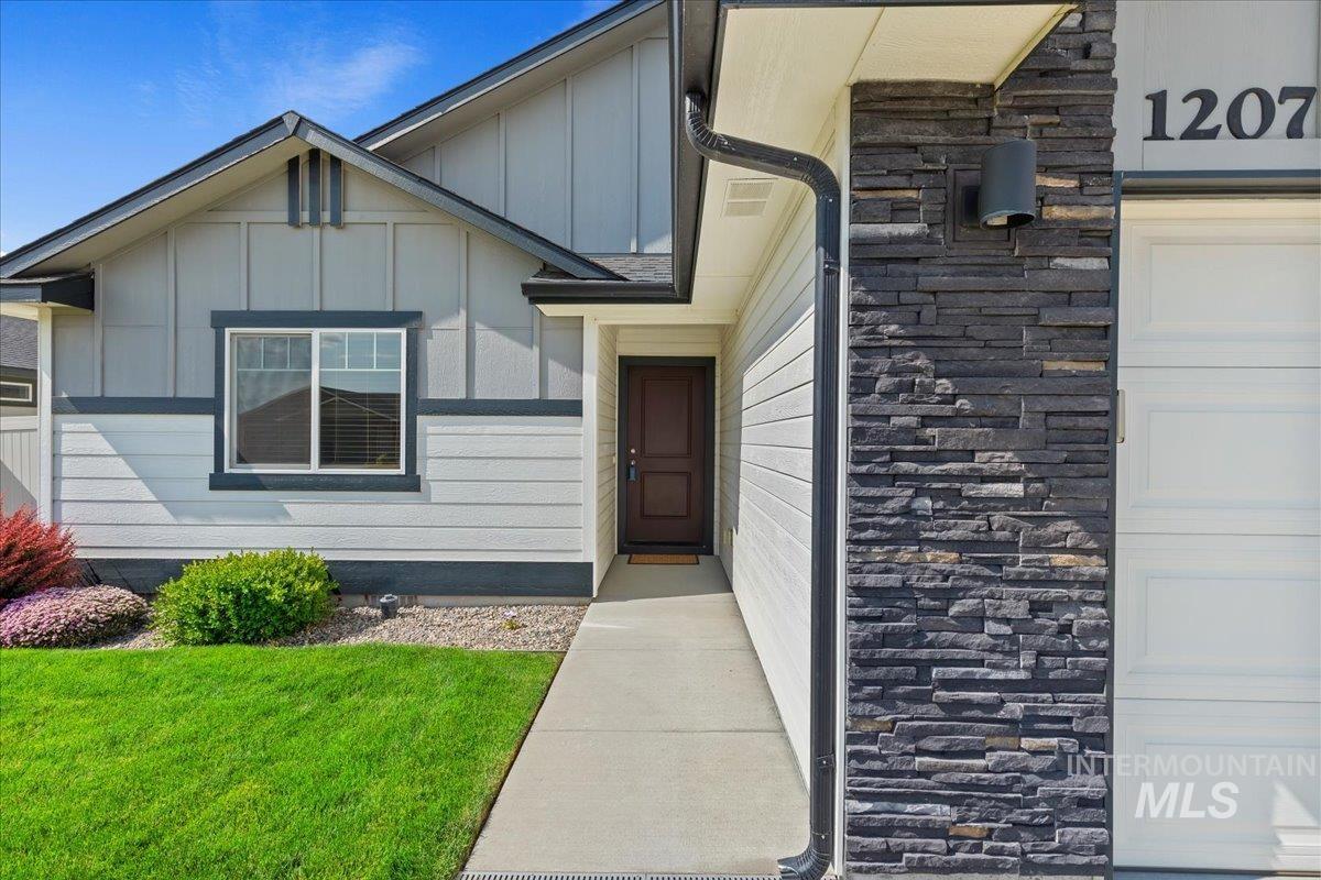 1207 Cottonwood Dr.