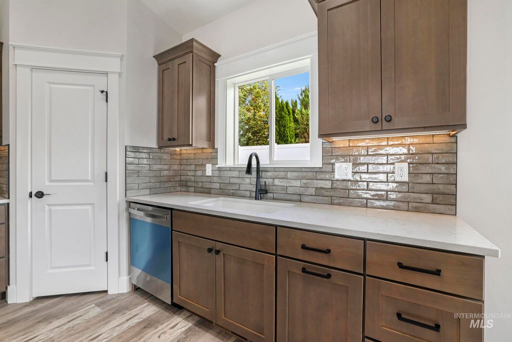 Photo of 1413 Haizlee Way, Twin Falls, ID 83301 (MLS # 98963670)