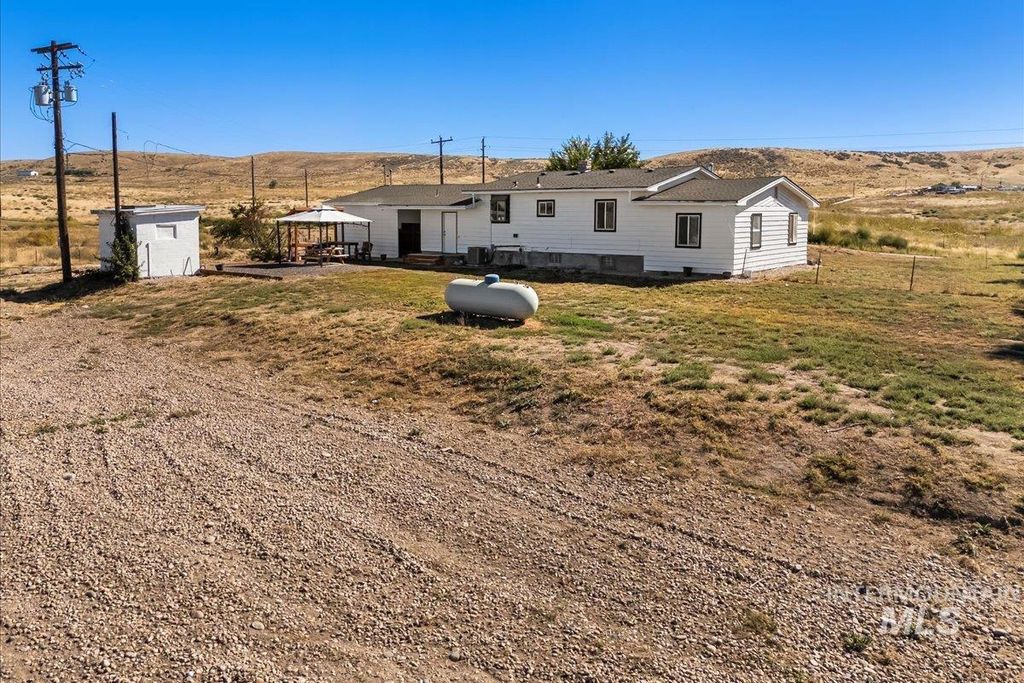 Photo of 2815 Center, Payette, ID 83661 (MLS # 98963324)