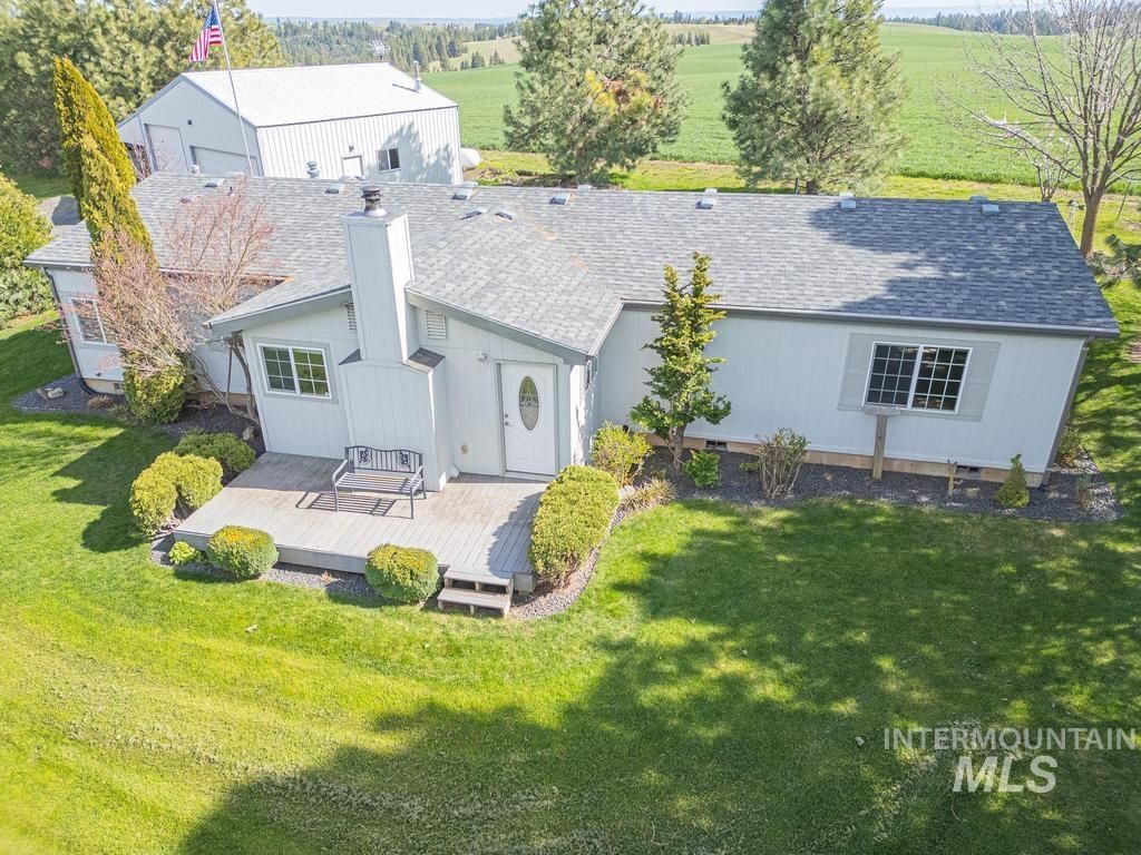 Photo of 1796 Highway 99, Troy, ID 83871 (MLS # 98982864)