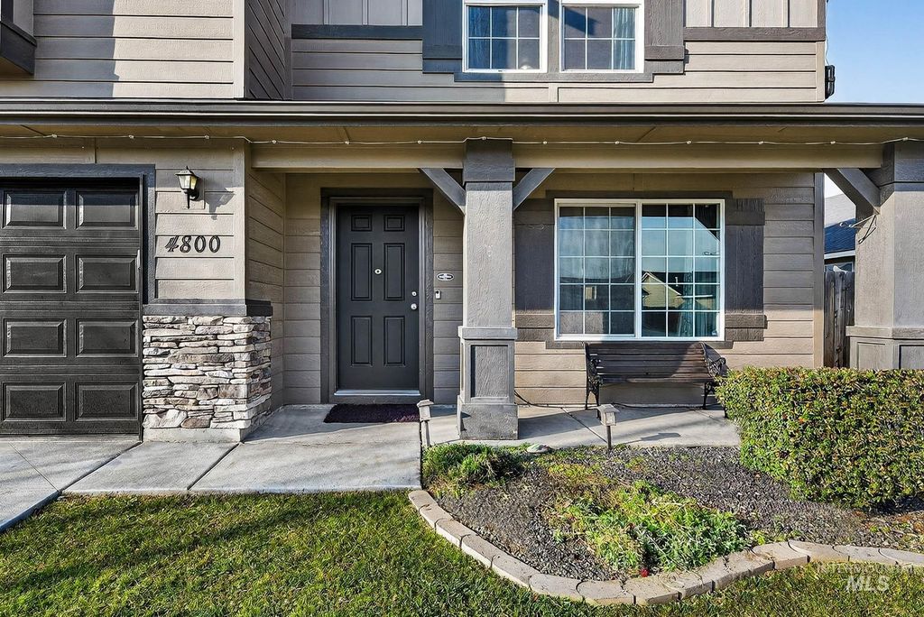 Photo of 4800 Braeburn Pl, Caldwell, ID 83607 (MLS # 98968307)