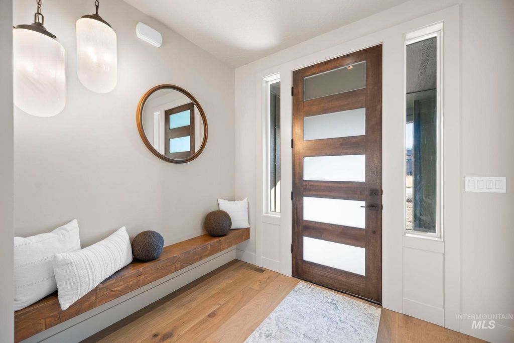 Photo of 1023 Potts Dr, McCall, ID 83638 (MLS # 98968628)