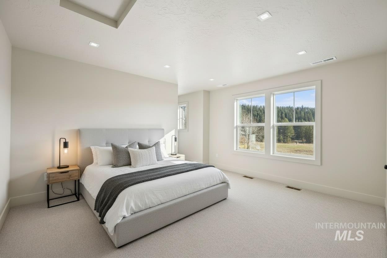 Second Floor Jr Suite - Virtually Staged