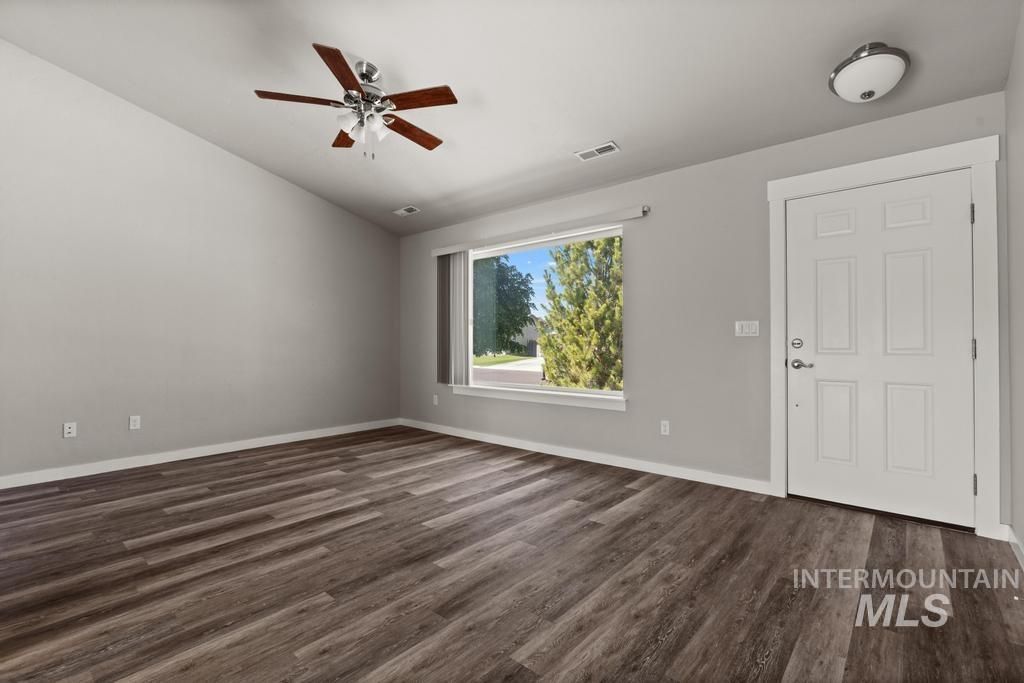 Photo of 4822 Charmae St, Caldwell, ID 83607 (MLS # 98985617)
