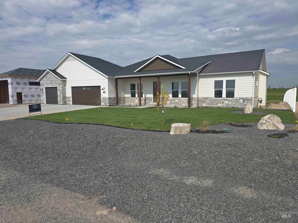 Photo of 3688 E 3735 N, Kimberly, ID 83341 (MLS # 98984096)