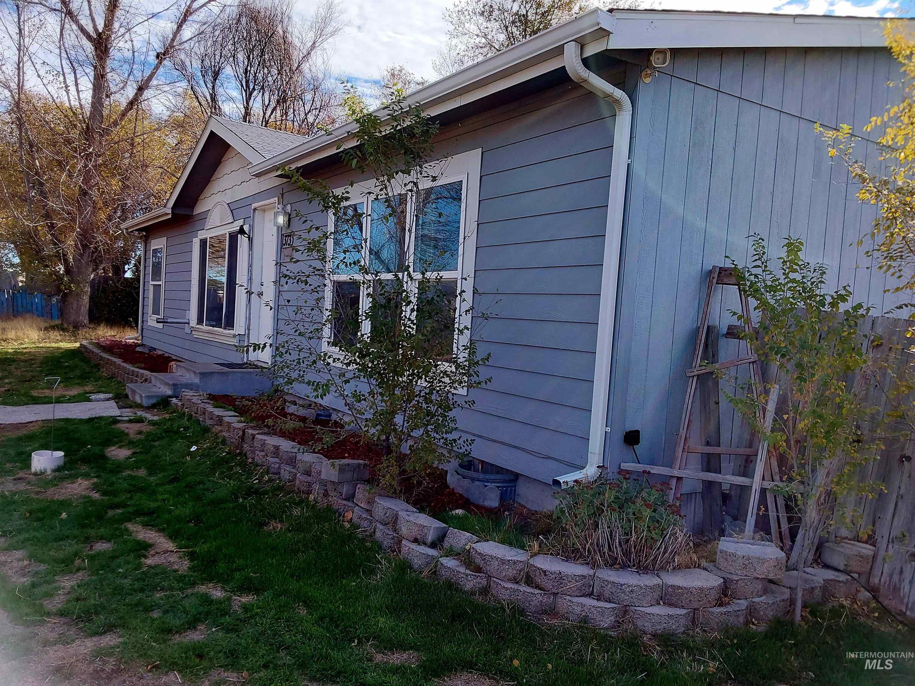 13735 SW Eisenhower Cir