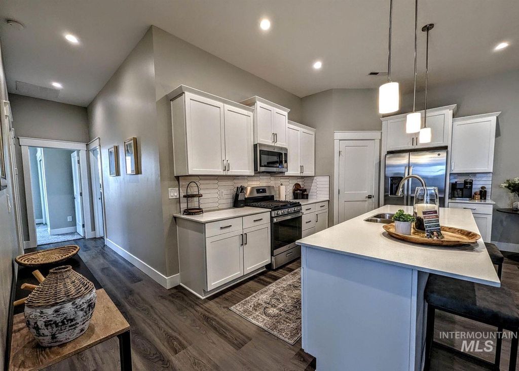 Photo of 12450 W Nabesna St, Star, ID 83669 (MLS # 98975871)