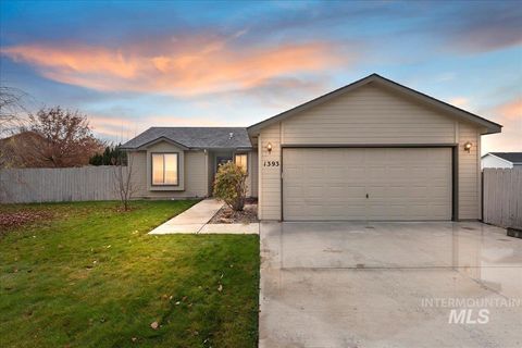 Photo of 1393 W Topanga Ct, Kuna, ID 83634 (MLS # 98968840)