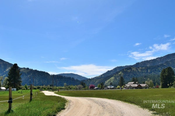 106 LANE A, GARDEN VALLEY, ID 83622 - Image 799deb00deffbeb17d26a092b23edb2c/1213232215