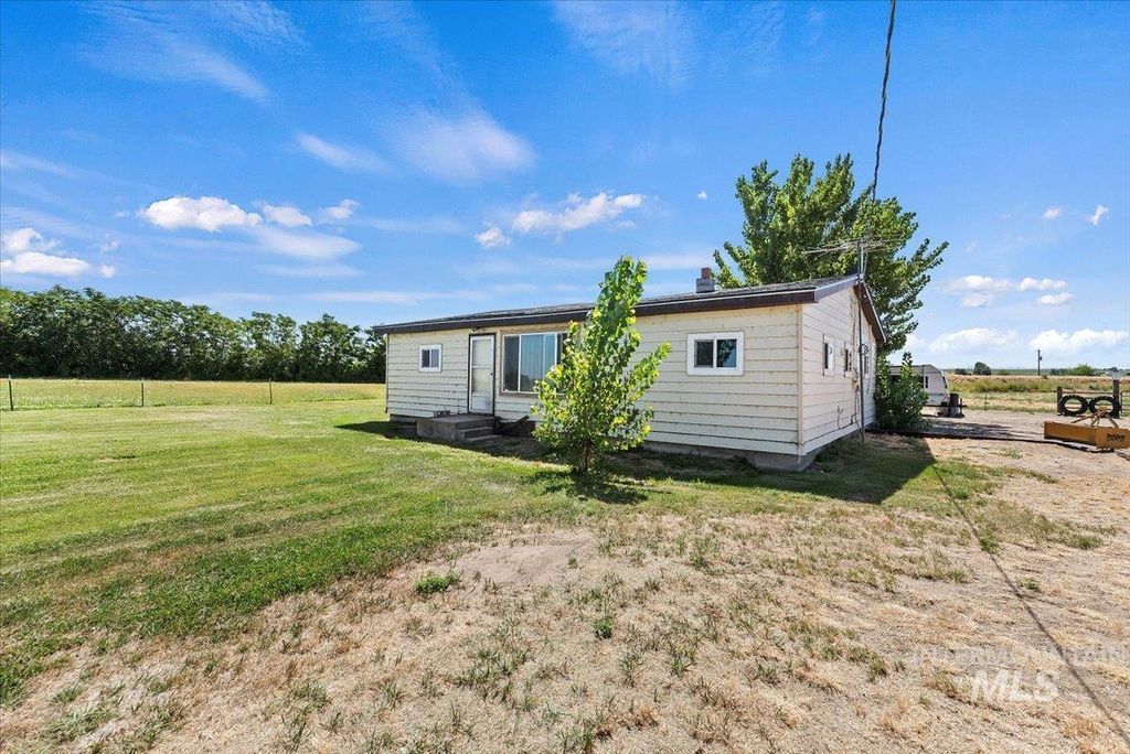 Photo of 23577 Upper Pleasant Ridge Road, Wilder, ID 83676 (MLS # 98977481)