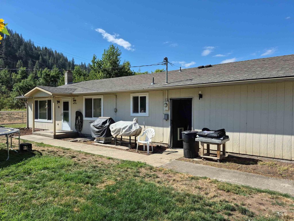 Photo of 701 Wheeler St, Kendrick, ID 83537 (MLS # 98958660)