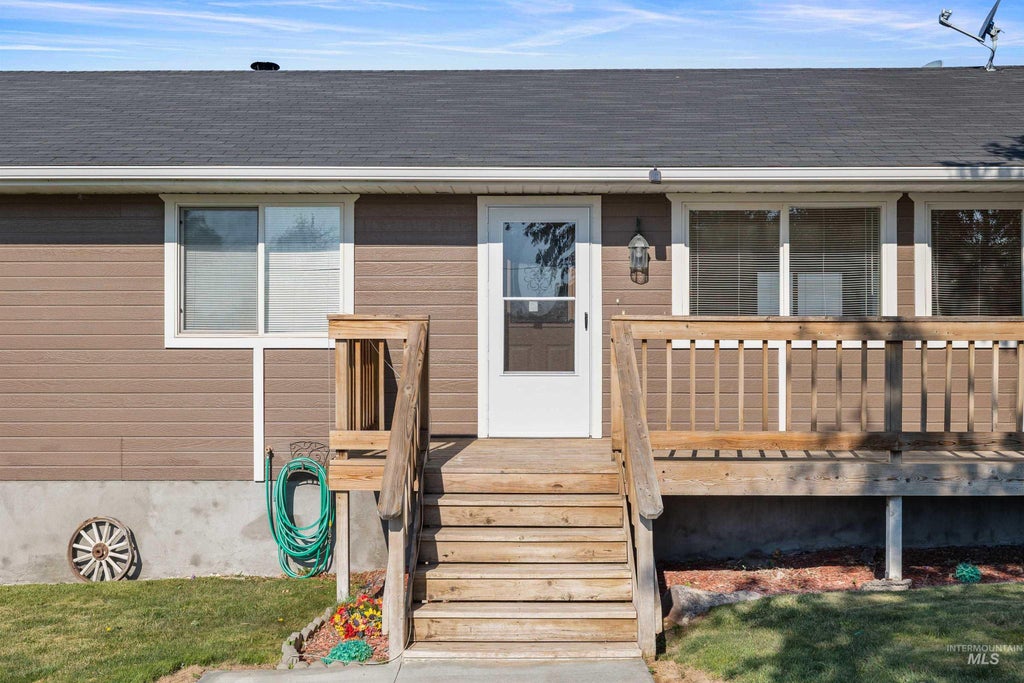 Photo of 4277 N 1400 E, Buhl, ID 83316 (MLS # 98994703)