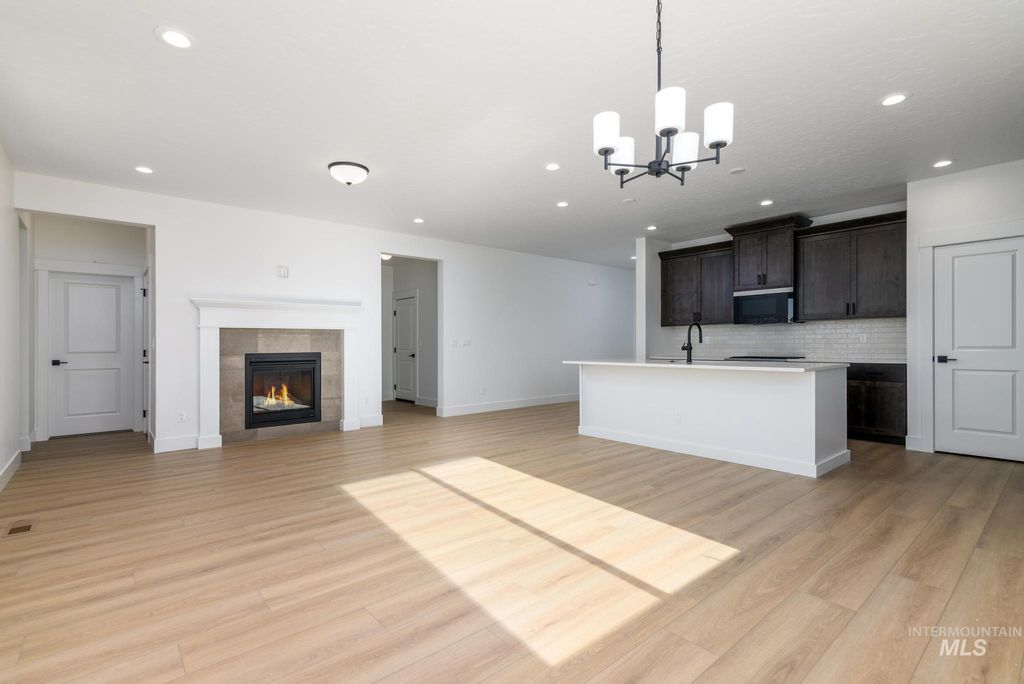 Photo of 8479 W Millcreek Dr, Star, ID 83669 (MLS # 98991027)