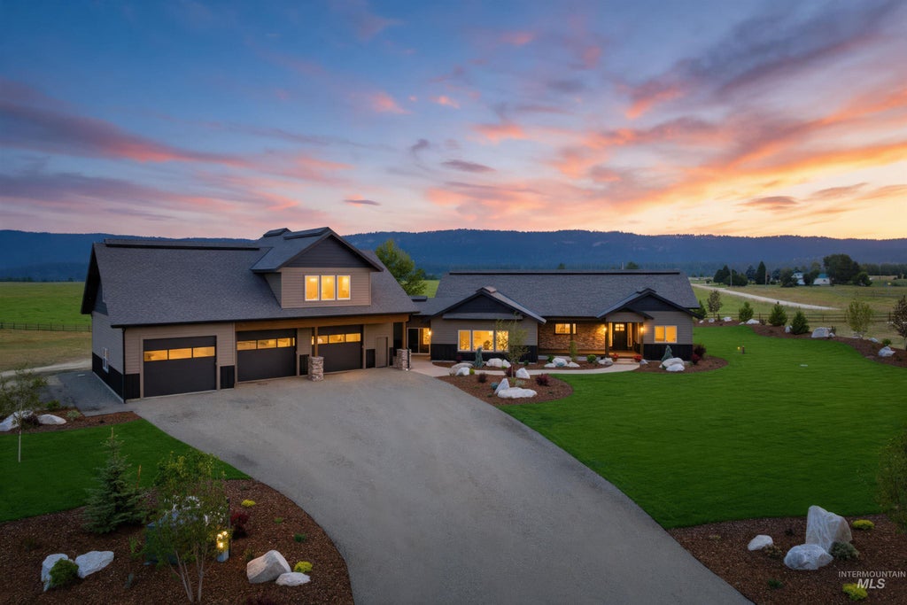 Photo of 13945 Galloping Rd, McCall, ID 83638 (MLS # 98995904)