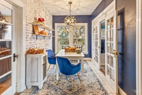 Photo of 1917 Arthur Street, Caldwell, ID 83605 (MLS # 98967248)