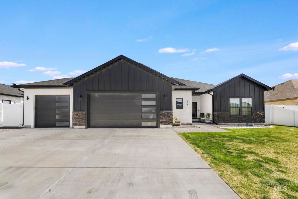 Photo of 850 Cottonridge Way #Cottonridge Way, Kimberly, ID 83341 (MLS # 98983717)