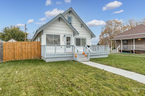 Photo of 425 E Liberty, Weiser, ID 83672 (MLS # 98966822)