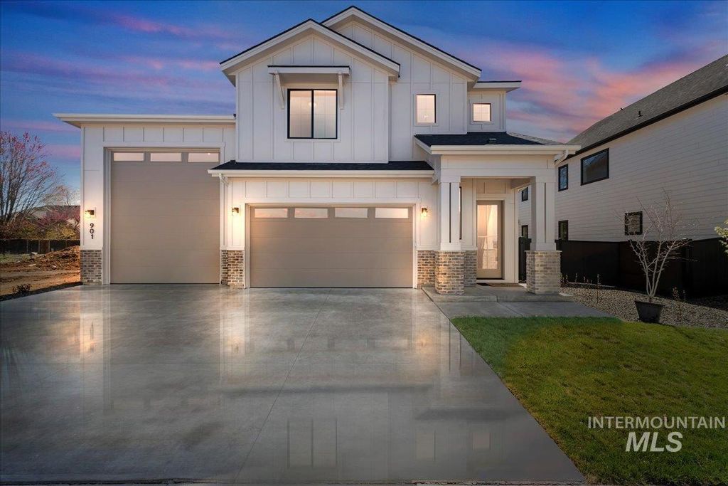 Photo of 901 W Malbar St, Meridian, ID 83646 (MLS # 98981165)