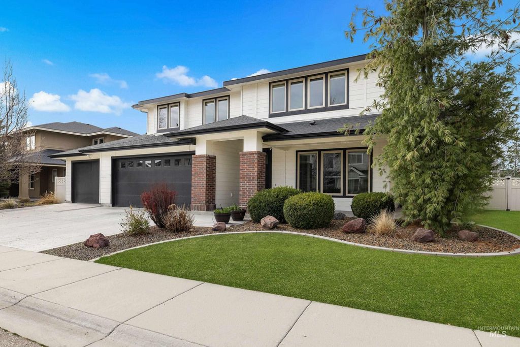 Photo of 2145 W Verona Dr, Meridian, ID 83646 (MLS # 98977887)