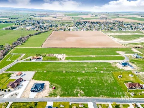 2541 E 3759 Twin Falls ID 83301