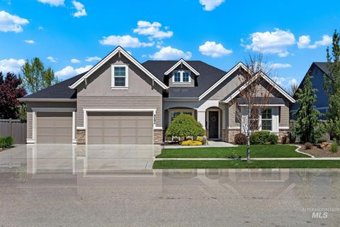 Photo of 5292 W Piaffe St, Eagle, ID 83616 (MLS # 98984063)