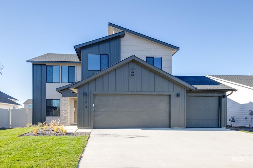 Photo of 7213 E Shields Dr, Nampa, ID 83687 (MLS # 98964546)
