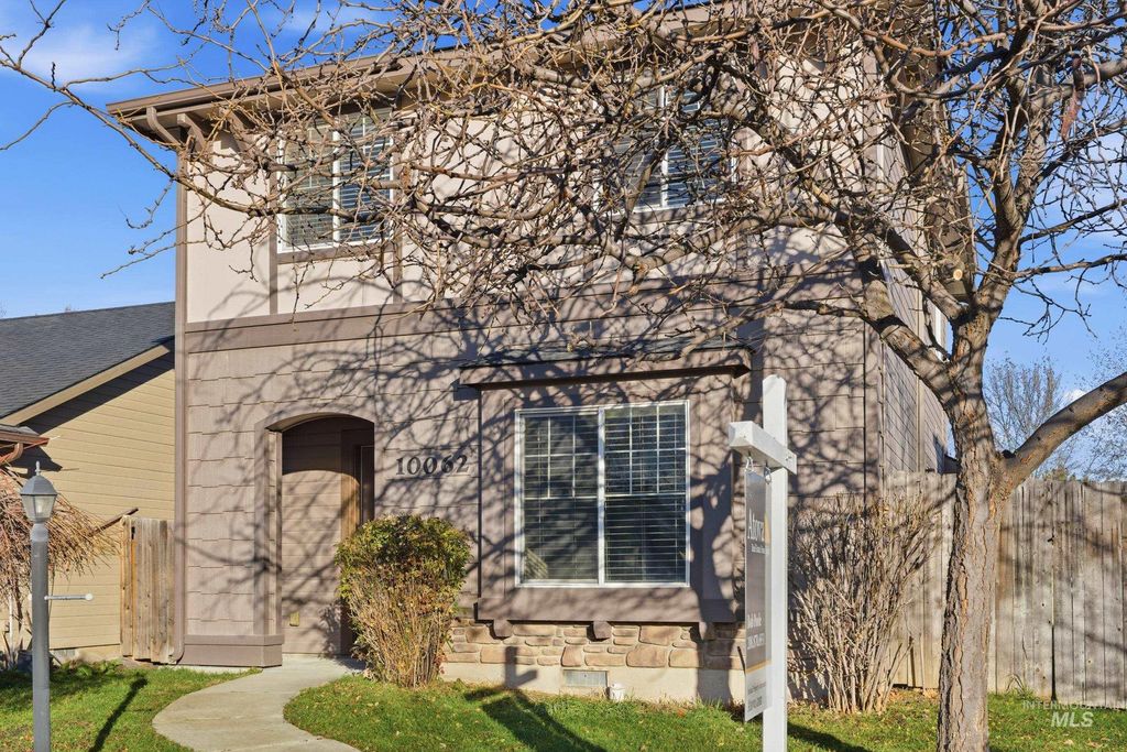 Photo of 10062 W Rustica St, Boise, ID 83709 (MLS # 98970010)