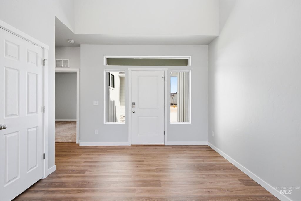 Photo of 7103 E Marble Springs Dr, Nampa, ID 83687 (MLS # 98983691)