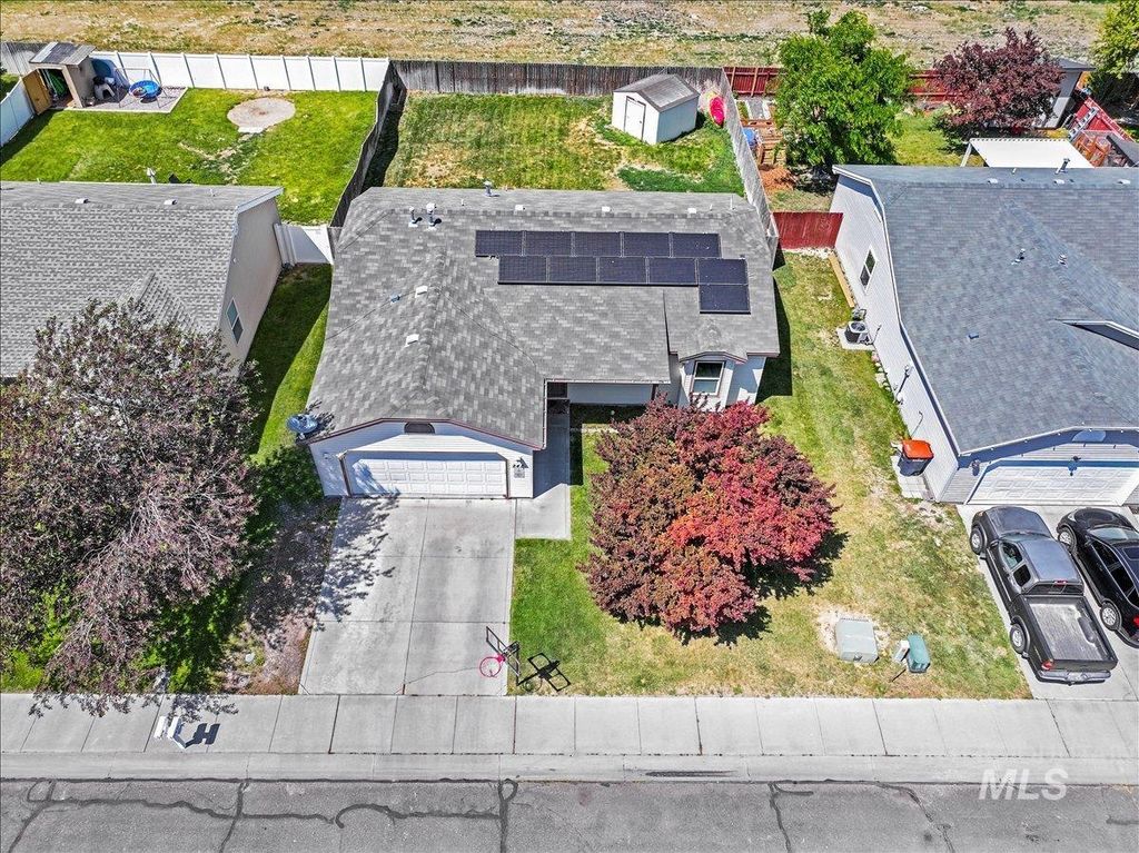 Photo of 248 Sevensprings Ave, Twin Falls, ID 83301 (MLS # 98976982)